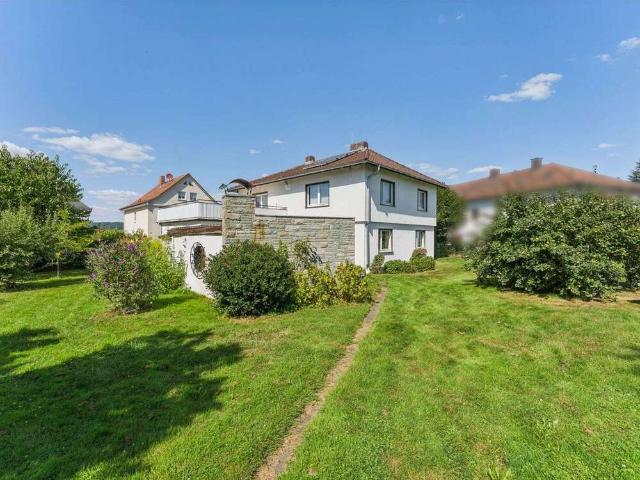 Haus zum Kaufen in Eschwege 449.000,00 EUR 202.53 m²