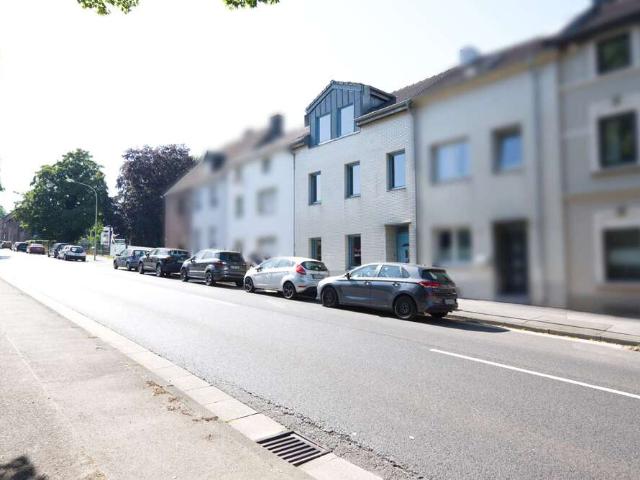Haus zum Kaufen in Eschweiler 299.000,00 EUR 178 m²