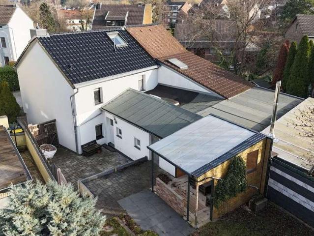 Haus zum Kaufen in Eschweiler Bergrath 269.000,00 EUR 90 m²