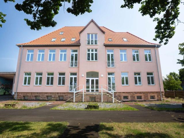 Haus zum Kaufen in Espenau Mönchehof 1.419.000,00 EUR 518 m²