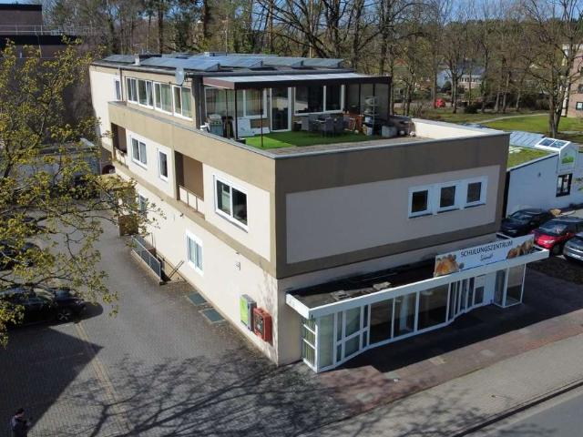 Haus zum Kaufen in Espelkamp 619.000,00 EUR 458 m²