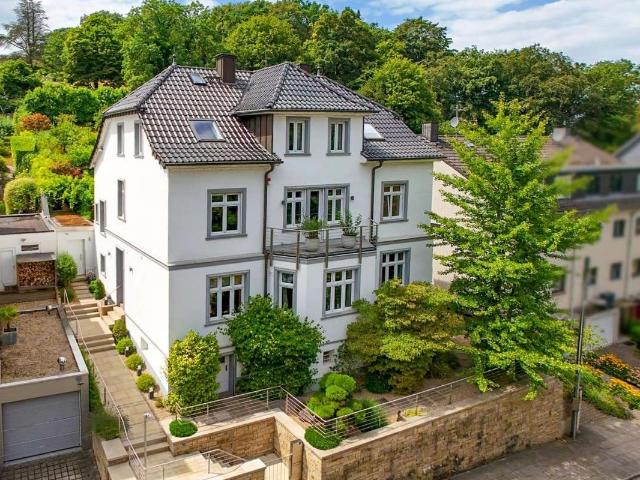 Haus zum Kaufen in Essen 1.750.000,00 EUR 337 m²