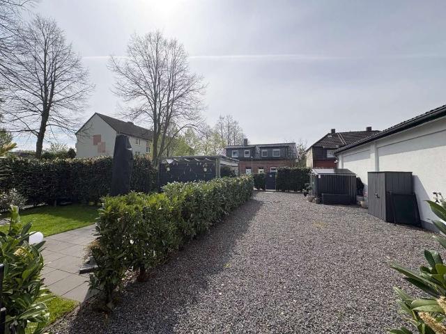 Haus zum Kaufen in Essen 1.995.000,00 EUR 979 m²