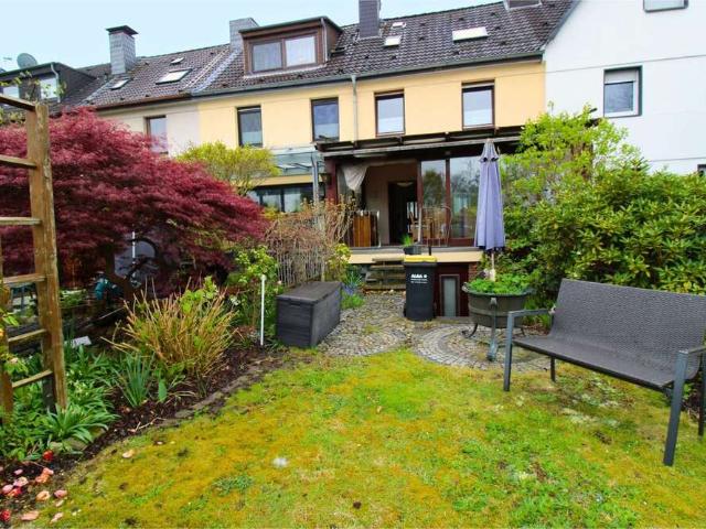 Haus zum Kaufen in Essen 279.000,00 EUR 159.24 m²