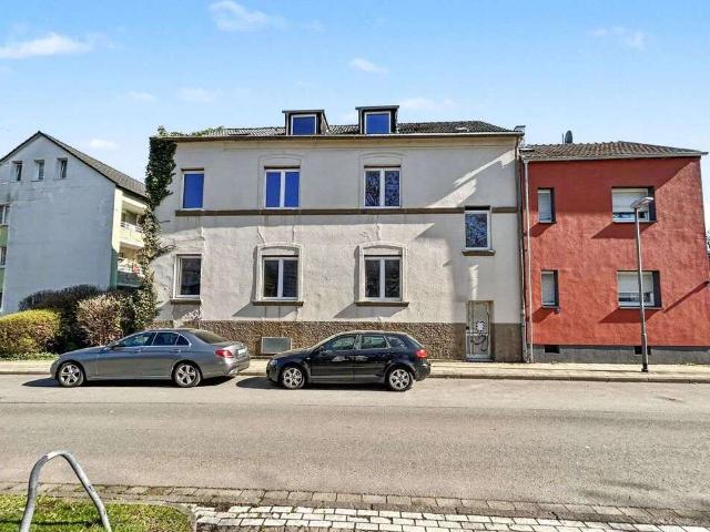 Haus zum Kaufen in Essen 299.000,00 EUR 289.84 m²