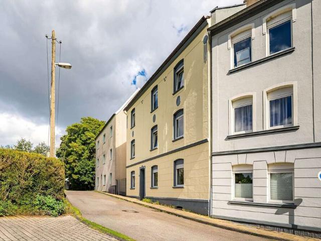 Haus zum Kaufen in Essen 370.000,00 EUR 285 m²