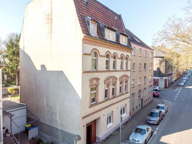 Haus zum Kaufen in Essen 499.000,00 EUR 410 m²
