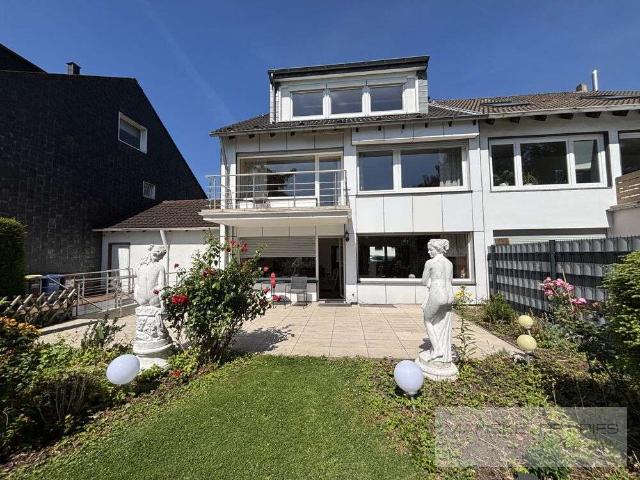 Haus zum Kaufen in Essen 720.000,00 EUR 220 m²