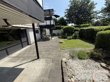 Haus zum Kaufen in Essen 720.000,00 EUR 355 m²