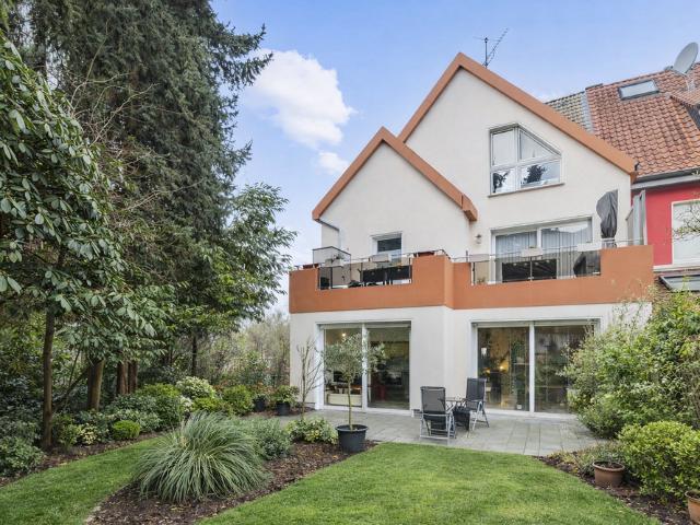Haus zum Kaufen in Essen 849.000,00 EUR 305 m²