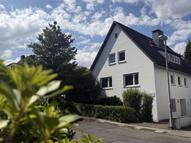 Haus zum Kaufen in Essen 895.000,00 EUR 196 m²