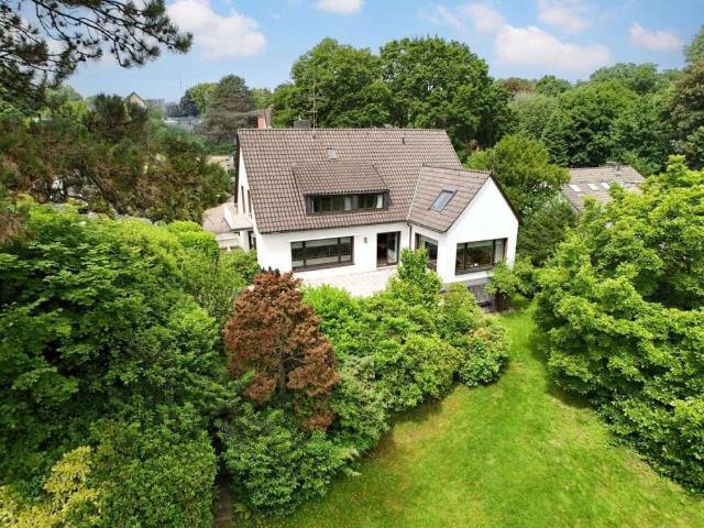 Haus zum Kaufen in Essen 960.000,00 EUR 356 m²