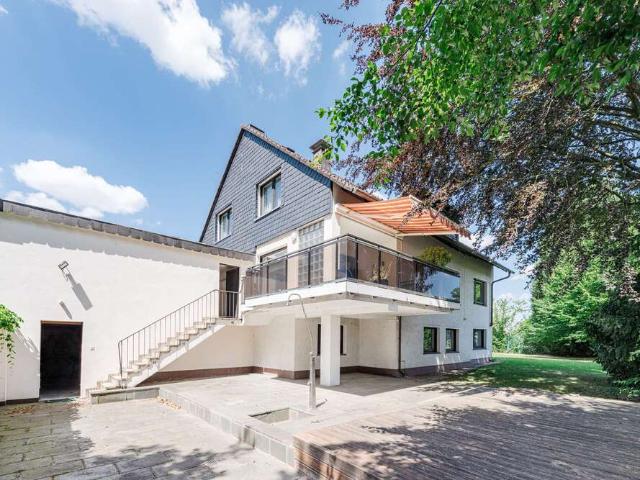 Haus zum Kaufen in Essen Burgaltendorf 849.000,00 EUR 285 m²
