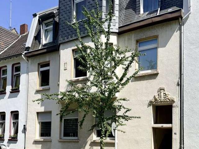Haus zum Kaufen in Essen Stoppenberg 369.000,00 EUR 309.34 m²