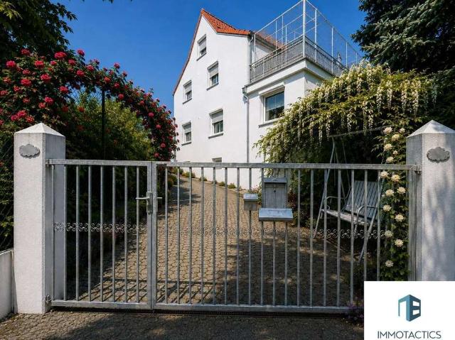 Haus zum Kaufen in Essenheim 699.000,00 EUR 240 m²