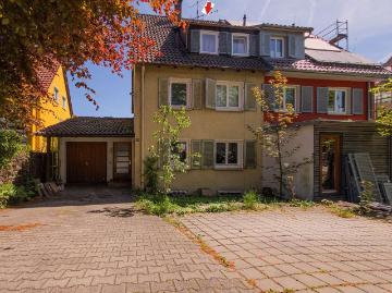 Haus zum Kaufen in Esslingen 690.000,00 EUR 180 m²