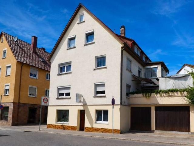 Haus zum Kaufen in Esslingen 749.000,00 EUR 216 m²