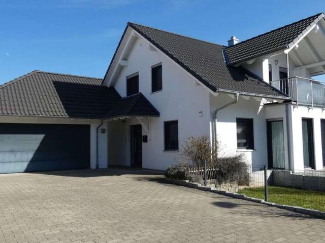 Haus zum Kaufen in Eutingen im Gäu Weitingen 769.000,00 EUR 195 m²