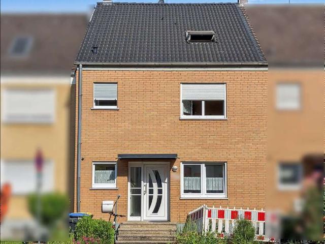 Haus zum Kaufen in Euskirchen 324.000,00 EUR 135.37 m²