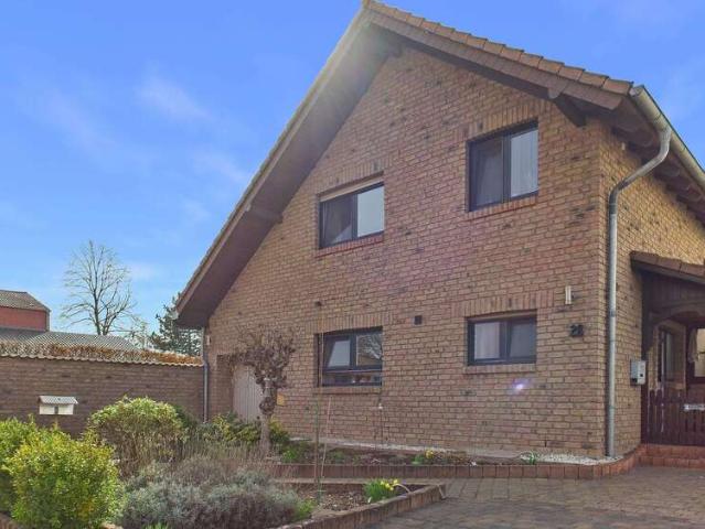 Haus zum Kaufen in Euskirchen 380.000,00 EUR 115 m²