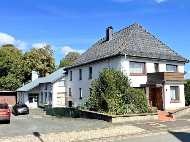 Haus zum Kaufen in Extertal 294.000,00 EUR 220 m²