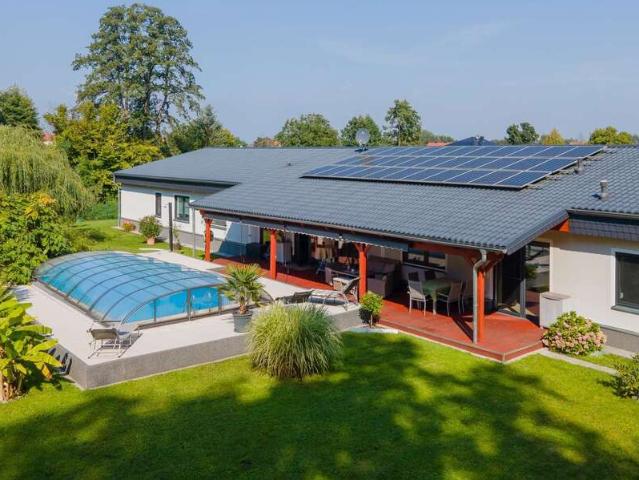 Haus zum Kaufen in Falkenberg 900.000,00 EUR 460.79 m²
