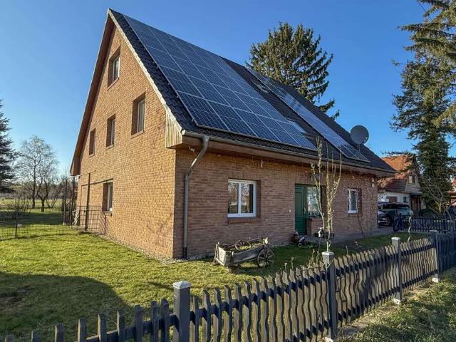 Haus zum Kaufen in Falkensee 1.099.000,00 EUR 223 m²