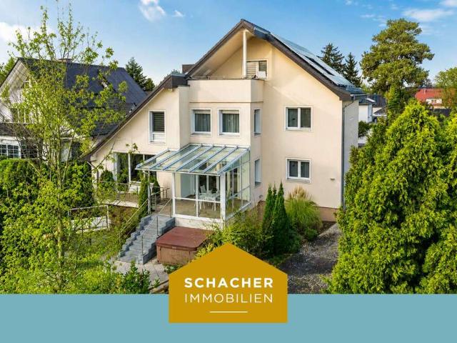 Haus zum Kaufen in Falkensee 1.195.000,00 EUR 269.49 m²