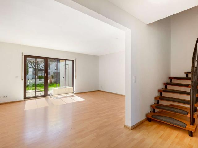 Haus zum Kaufen in Falkensee 380.000,00 EUR 119.55 m²