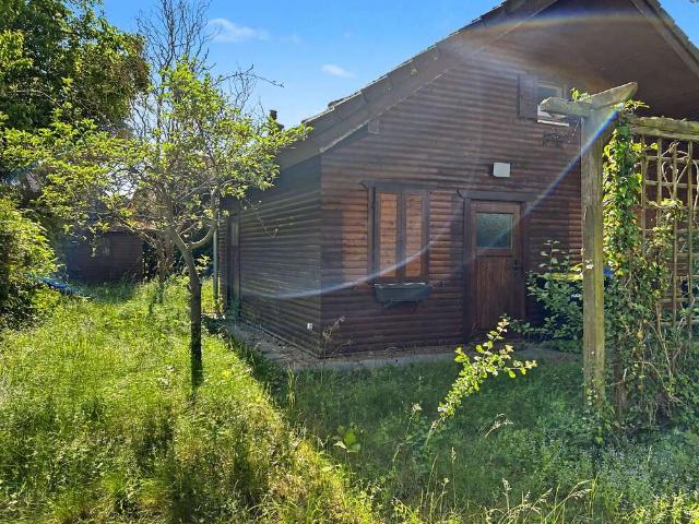 Haus zum Kaufen in Falkensee 300.000,00 EUR 32 m²