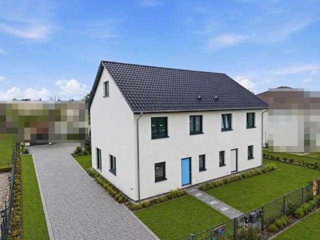 Haus zum Kaufen in Falkensee 590.000,00 EUR 151 m²
