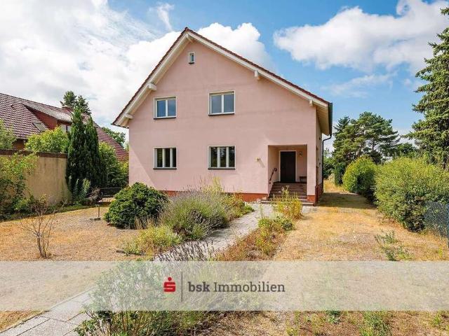 Haus zum Kaufen in Falkensee 690.000,00 EUR 158.92 m²