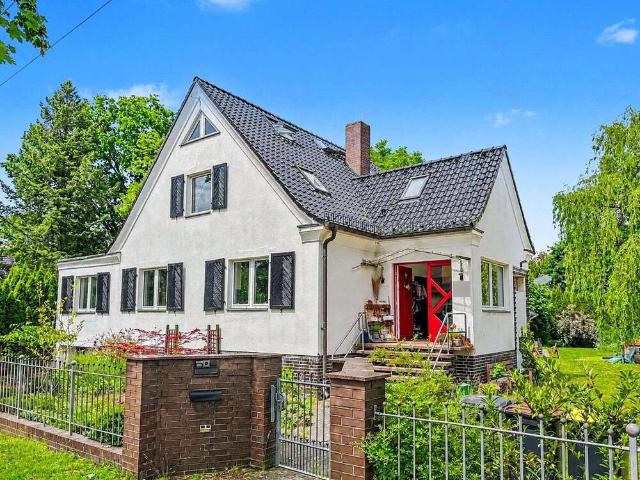Haus zum Kaufen in Falkensee 750.000,00 EUR 230 m²