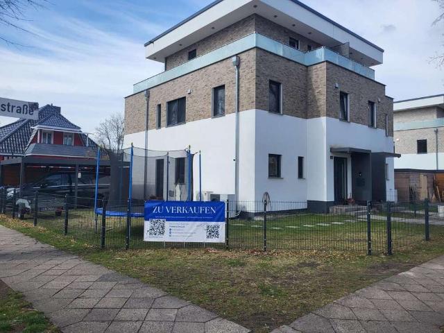 Haus zum Kaufen in Falkensee 895.000,00 EUR 165 m²