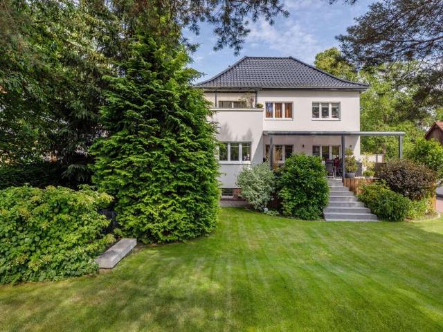 Haus zum Kaufen in Falkensee 970.000,00 EUR 228 m²