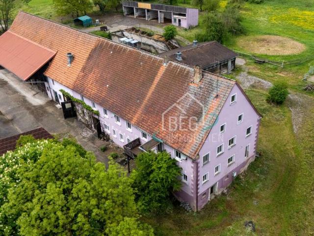 Haus zum Kaufen in Feuchtwangen 679.000,00 EUR 342 m²