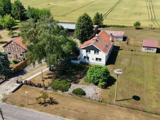 Haus zum Kaufen in Fehrbellin 450.000,00 EUR 200 m²