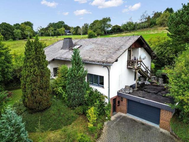 Haus zum Kaufen in Finnentrop Fretter 299.500,00 EUR 376 m²