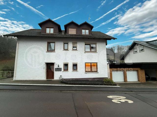 Haus zum Kaufen in Frammersbach 395.000,00 EUR 216 m²