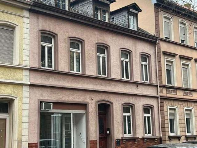 Haus zum Kaufen in Frankenthal 295.000,00 EUR 181 m²