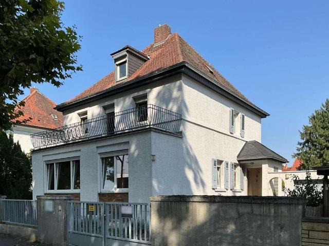Haus zum Kaufen in Frankenthal 595.000,00 EUR 163.76 m²