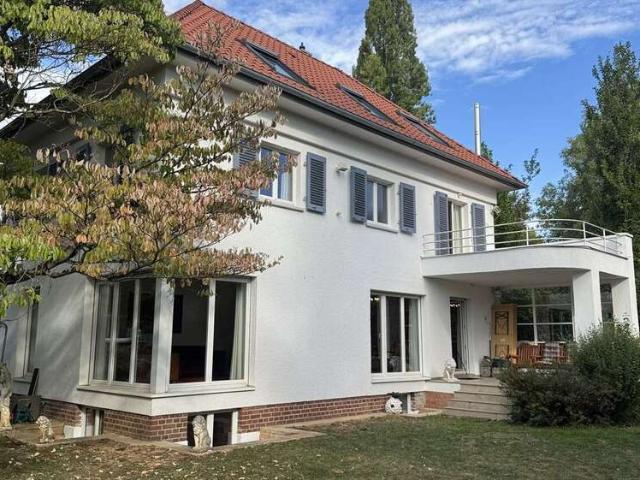 Haus zum Kaufen in Frankfurt am Main 1.490.000,00 EUR 237.87 m²