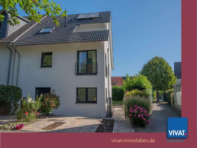 Haus zum Kaufen in Frankfurt am Main 1.090.000,00 EUR 217 m²