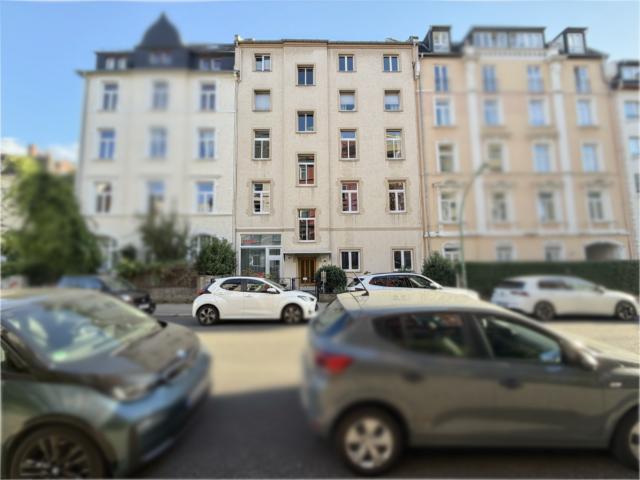 Haus zum Kaufen in Frankfurt am Main 2.400.000,00 EUR 504 m²