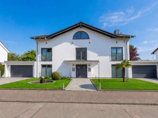 Haus zum Kaufen in Frankfurt am Main 2.600.000,00 EUR 481.3 m²
