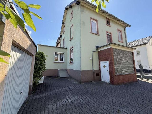 Haus zum Kaufen in Frankfurt am Main 698.000,00 EUR 237.2 m²