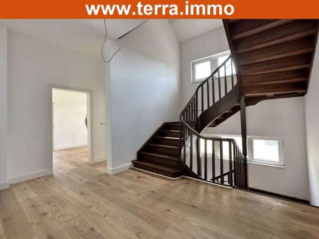 Haus zum Kaufen in Frankfurt am Main 899.000,00 EUR 208.24 m²