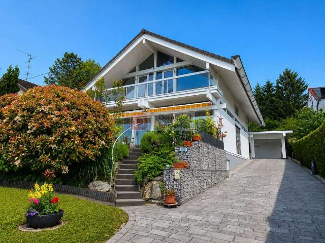 Haus zum Kaufen in Frankfurt am Main Niederursel 1.490.000,00 EUR 222 m²