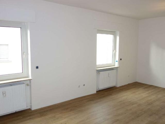 Haus zum Kaufen in Frankfurt 1.200.000,00 EUR 255 m²