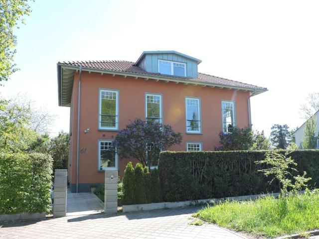 Haus zum Kaufen in Frankfurt 1.280.000,00 EUR 190.7 m²